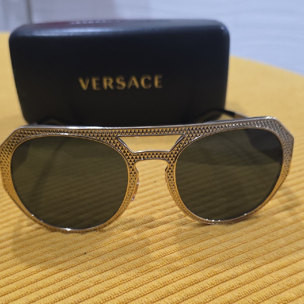 Versace Gold Frame Men's Sunglasses